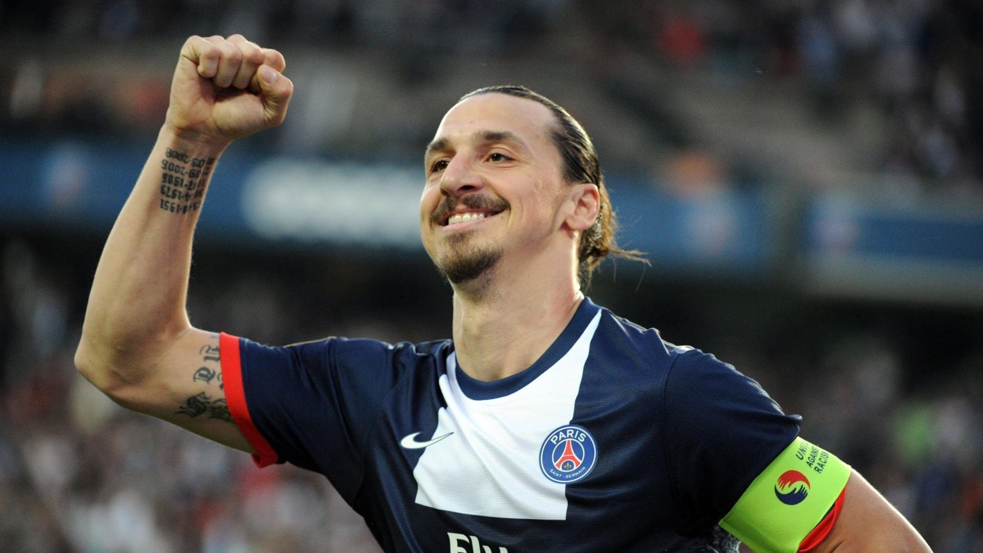 九游官网首页-“场外精彩：明星球员的温馨生活瞬间”，明星球员足球