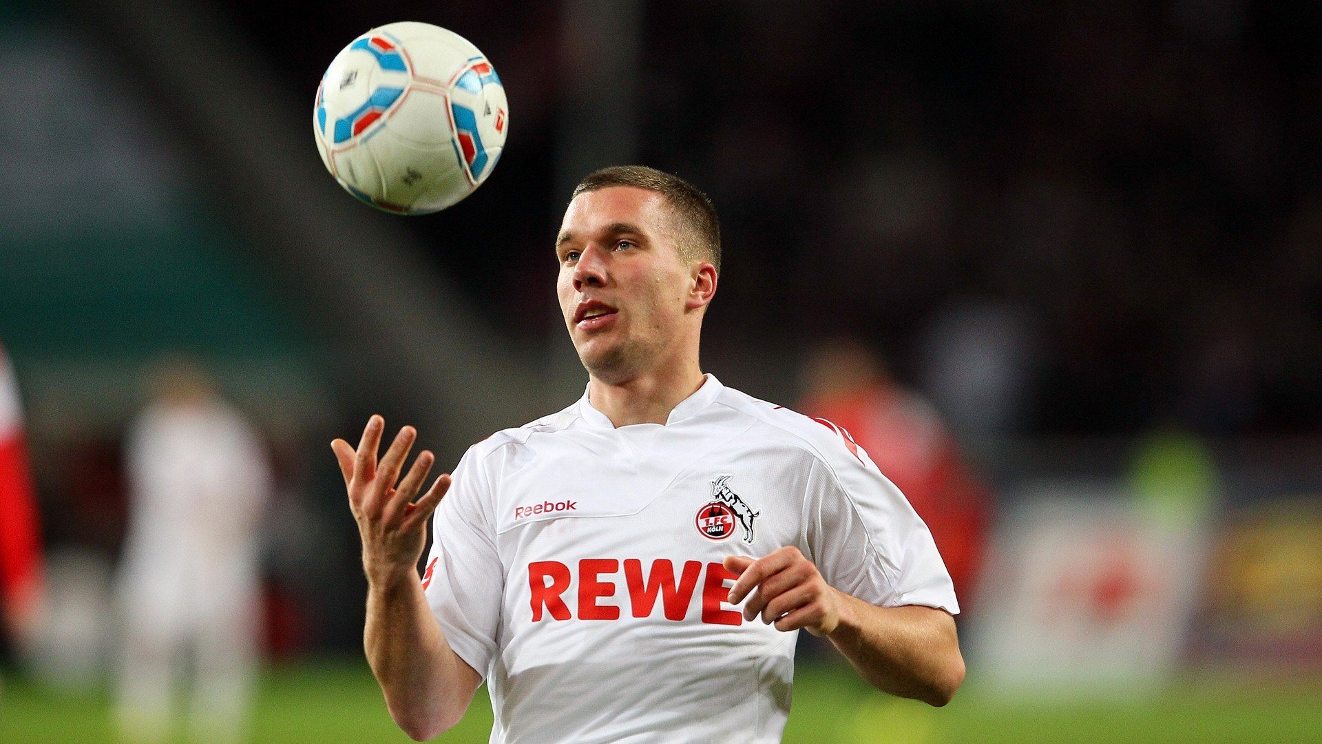 逆风微笑：在困境中坚守的运动员精神，逆境中成长的运动员